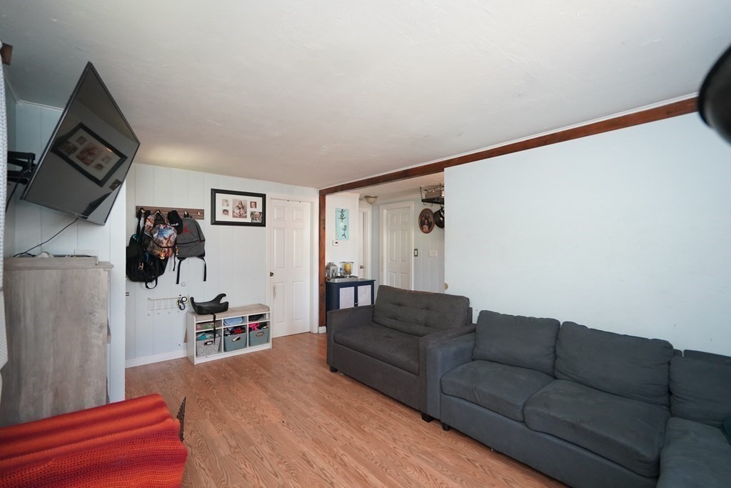 48 Hyannis Road Plymouth, MA 02360 - Photo 5 of 17 Gallery Image 5