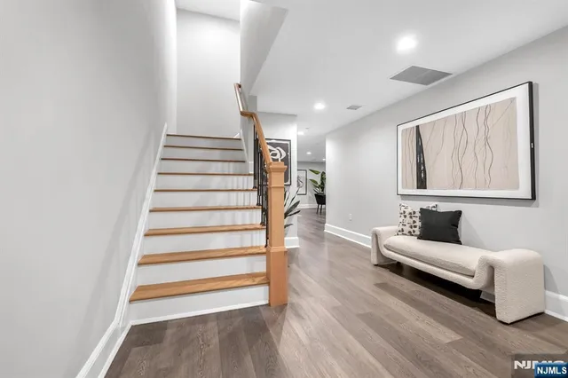 $1,079,000 | 12 Gabriel Court, Unit 12, Paramus, NJ 07652