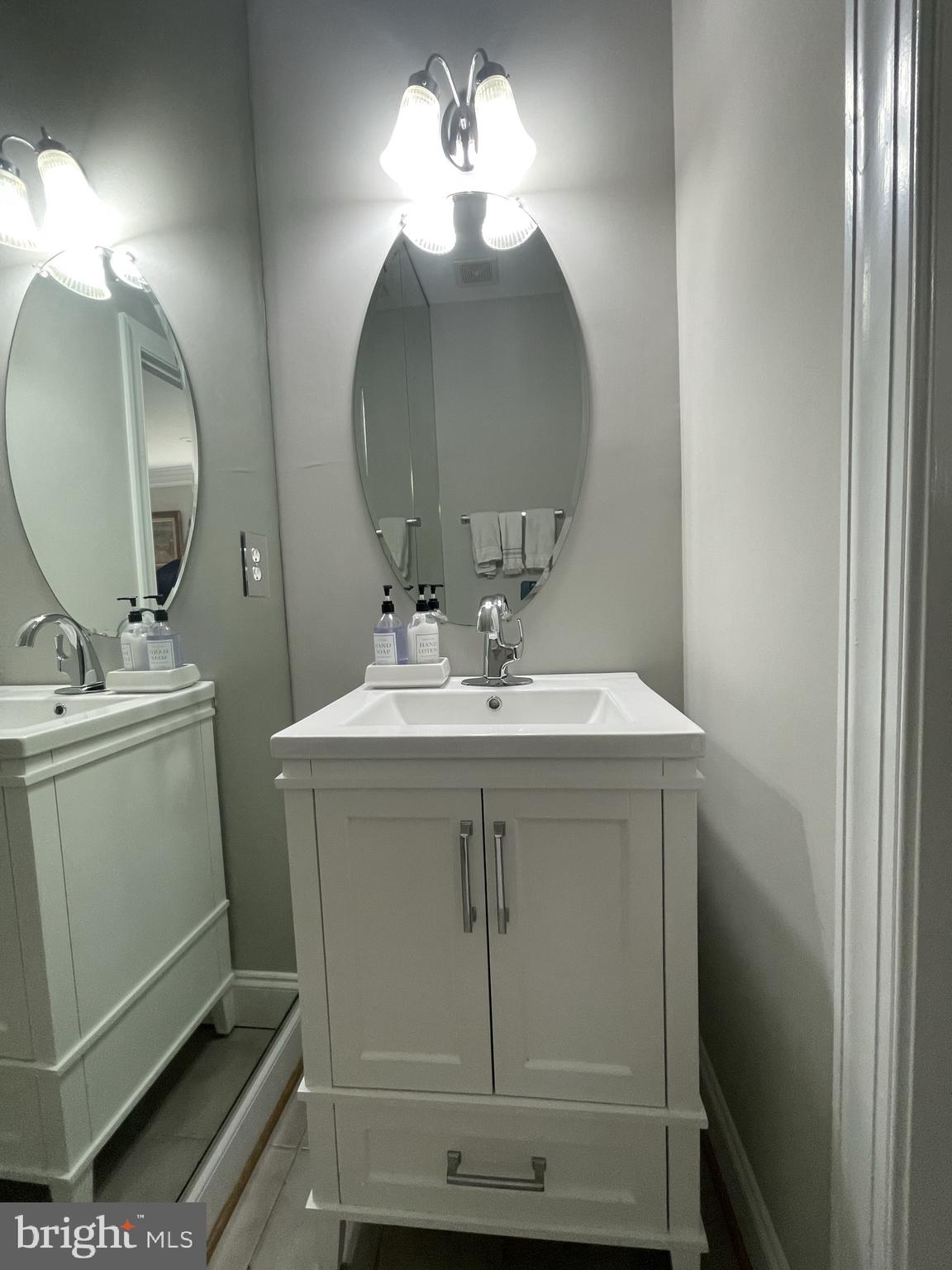 8083 Gatehouse Road, Unit 26 Falls Church, VA 22042 - Photo 4 of 43