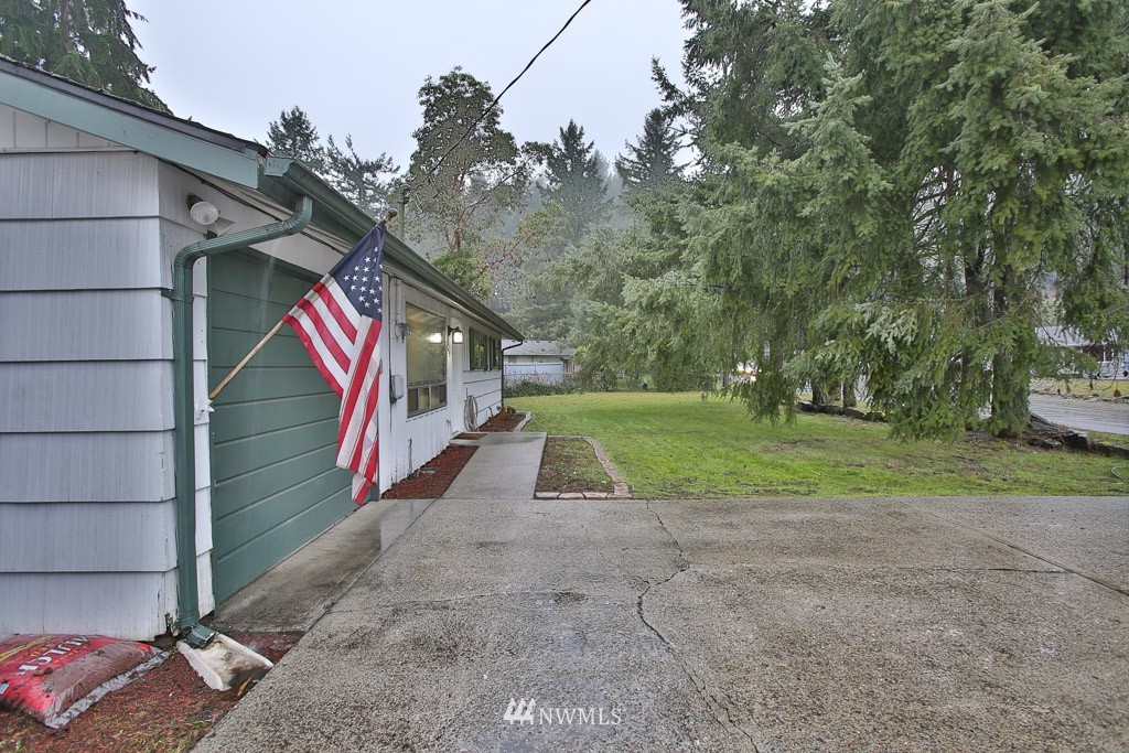 11422 Military Road Southwest Lakewood, WA 98498 - Photo 16 of 18 Gallery Image 16
