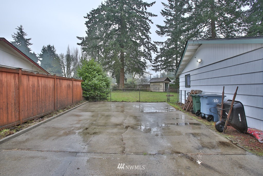 11422 Military Road Southwest Lakewood, WA 98498 - Photo 18 of 18 Gallery Image 18