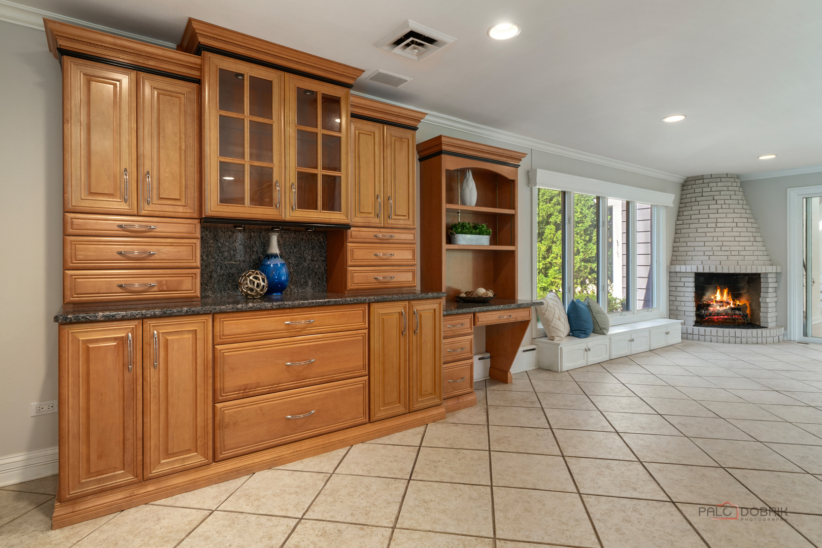 1884 West Tweed Road Inverness, IL 60067 - Photo 12 of 46 Gallery Image 12