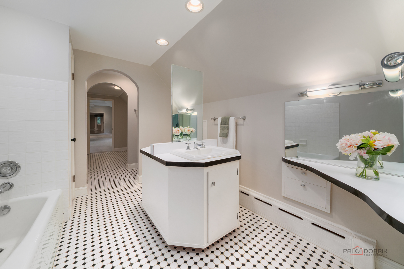 1884 West Tweed Road Inverness, IL 60067 - Photo 33 of 46 Gallery Image 33