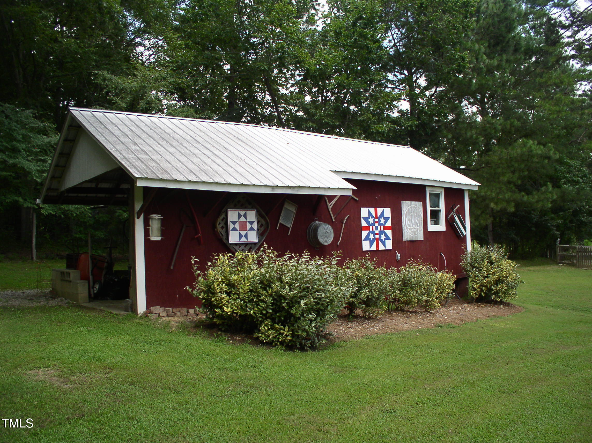 6708 Old Roxboro Road Oxford, NC 27565 - Photo 33 of 42 P1010045