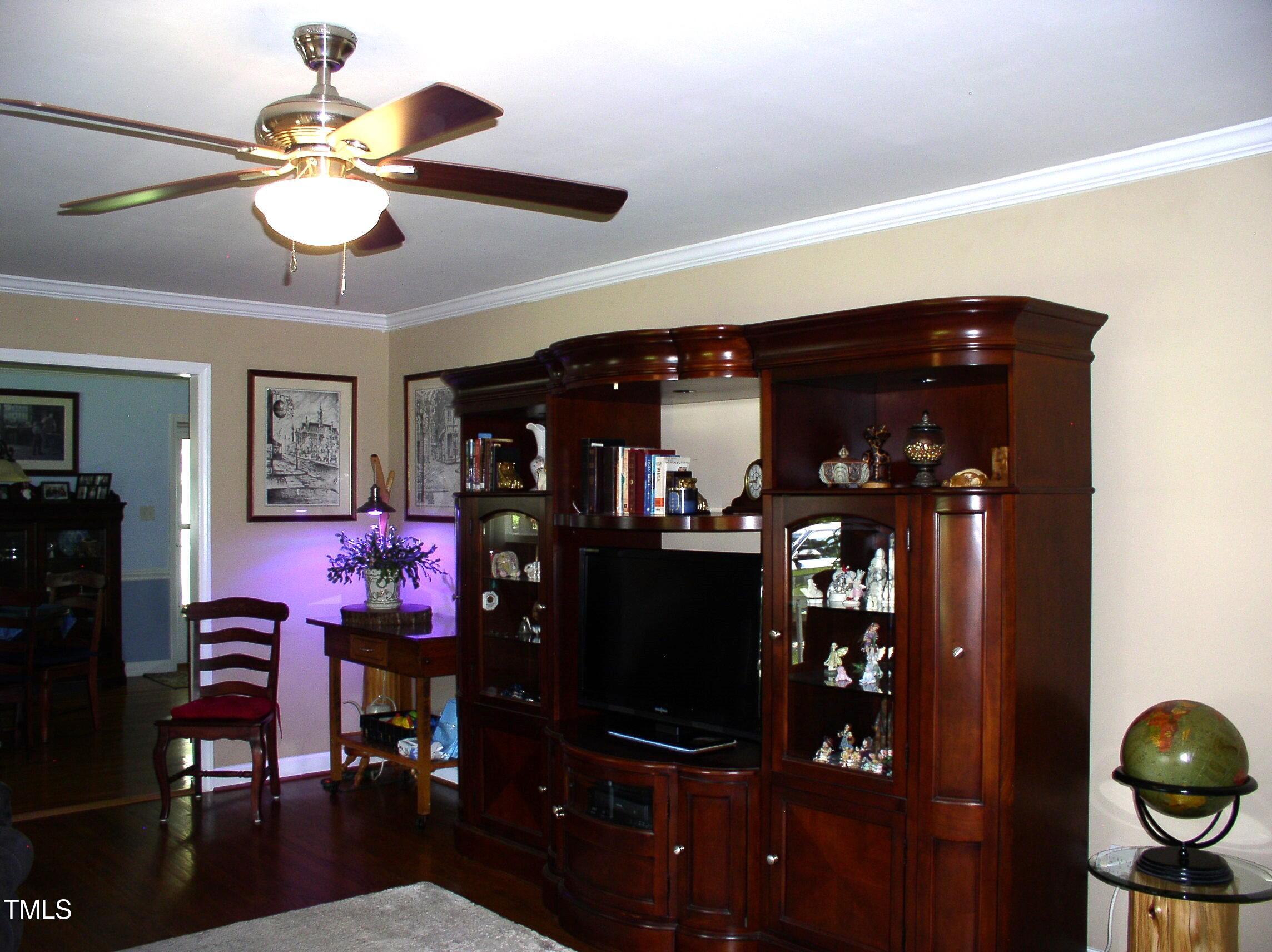 6708 Old Roxboro Road Oxford, NC 27565 - Photo 5 of 42 P1010036