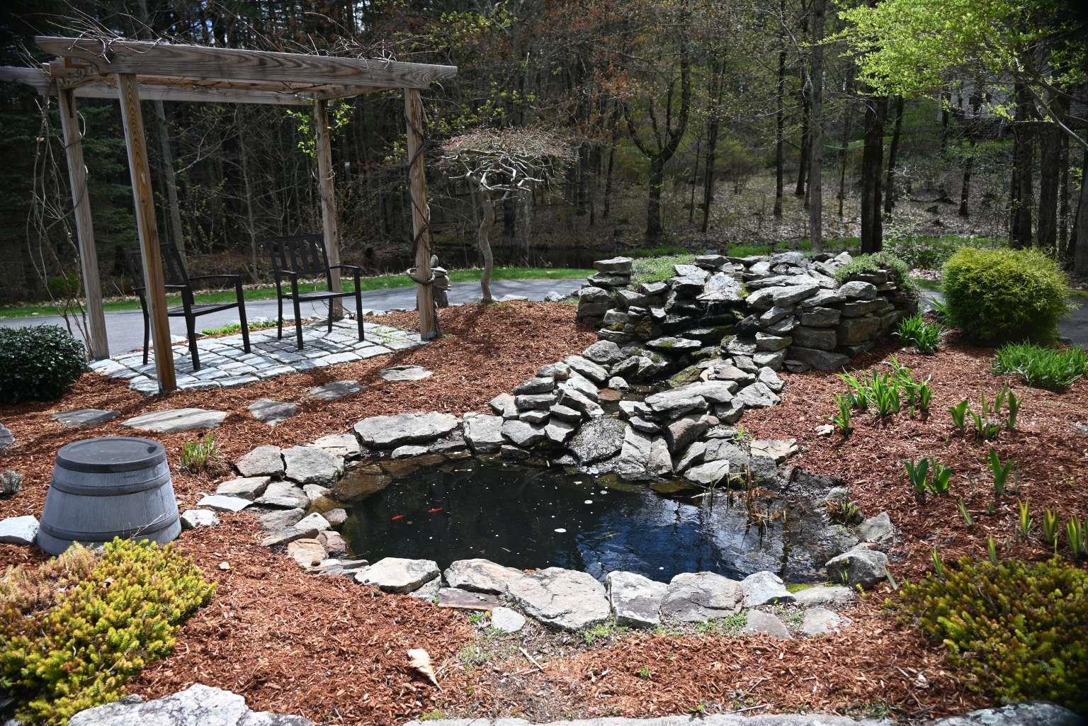 150 Witches Spring Road Hollis, NH 03049 - Photo 33 of 40