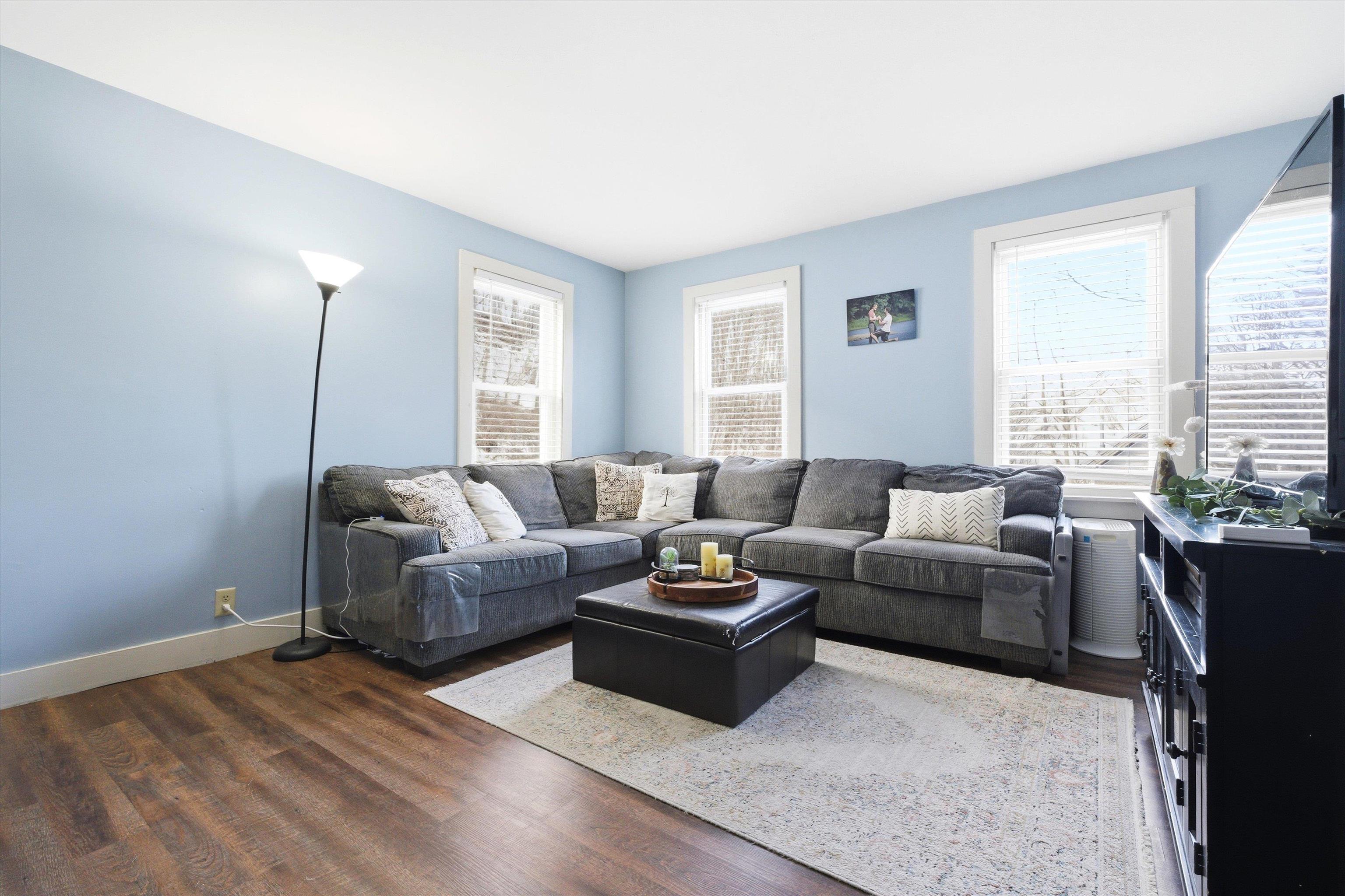 29 Bear Hill Road Hillsborough, NH 03244 - Photo 10 of 27