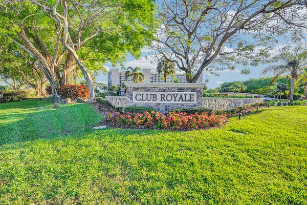 $385,000 | 6562 Boca Del Mar Drive, Unit 425, Boca Raton, FL 33433