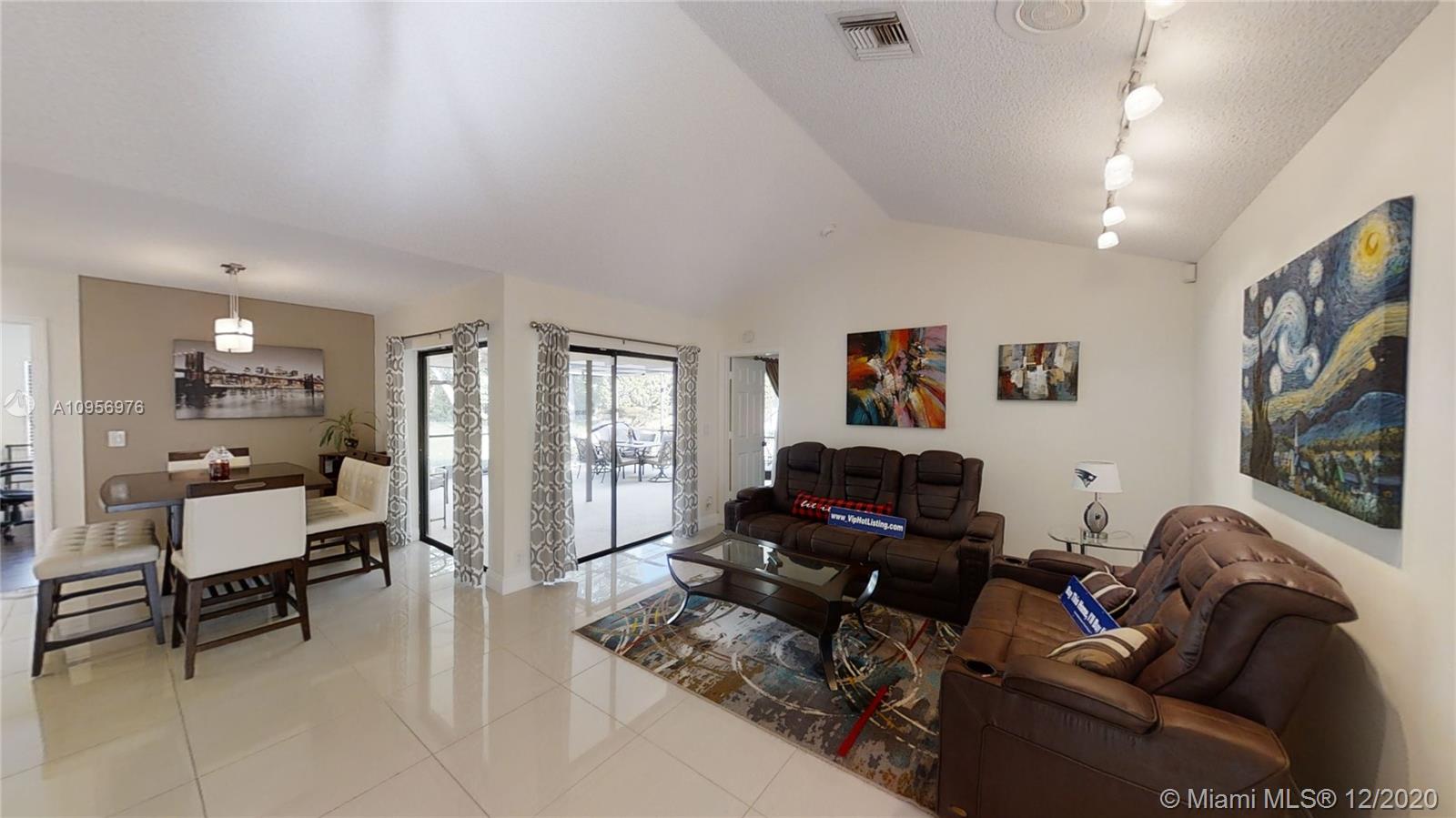 8915 Old Pine Road Boca Raton, FL 33433 - Photo 12 of 48