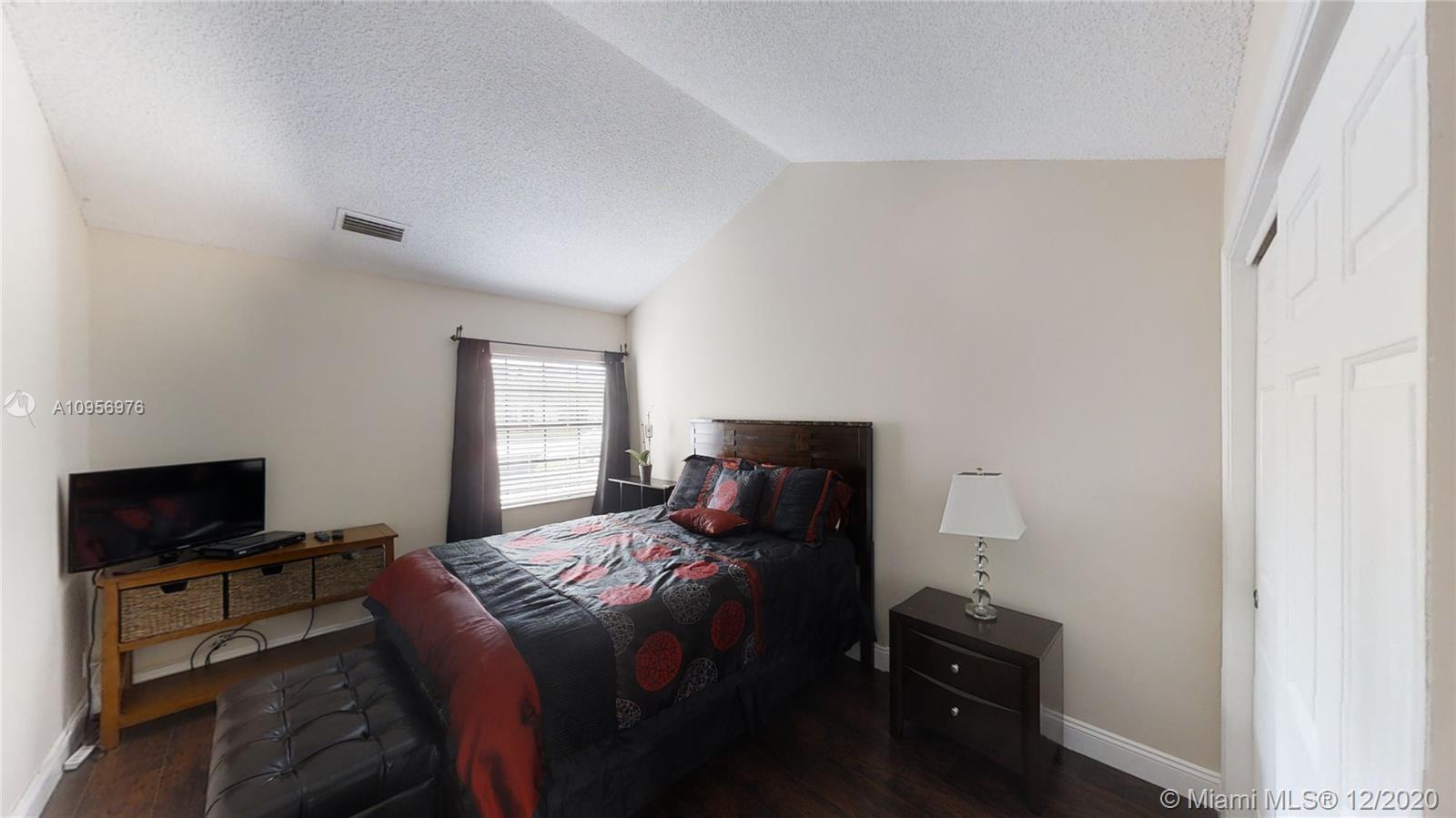 8915 Old Pine Road Boca Raton, FL 33433 - Photo 25 of 48 Bedroom
