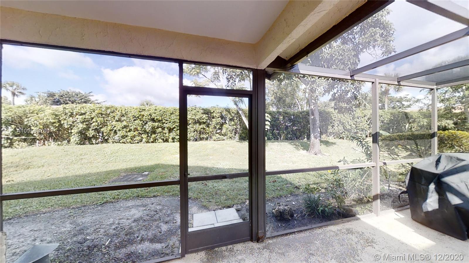 8915 Old Pine Road Boca Raton, FL 33433 - Photo 35 of 48 Backyard View