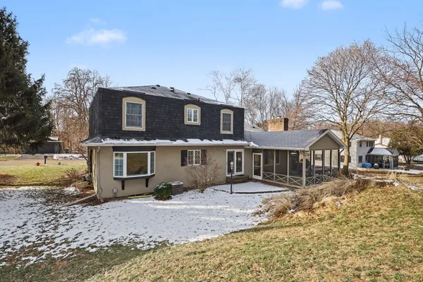 $394,900 | 752 Wright Lane, Marshall, MI 49068