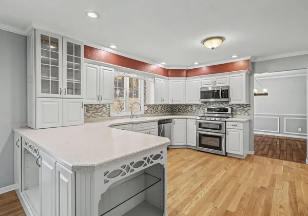 $394,900 | 752 Wright Lane, Marshall, MI 49068