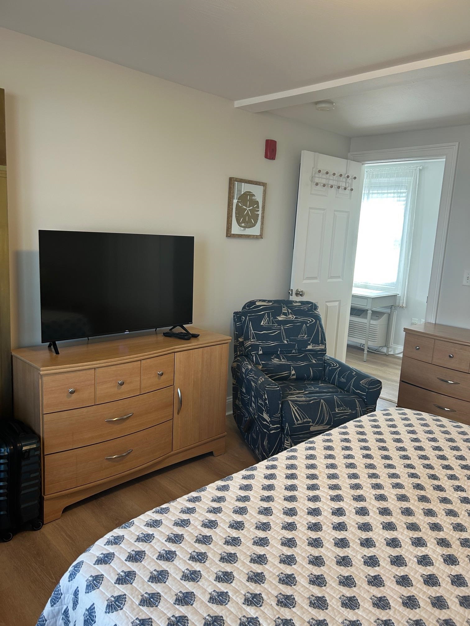 18 Ocean Boulevard, Unit 2 Hampton, NH 03842 - Photo 7 of 11