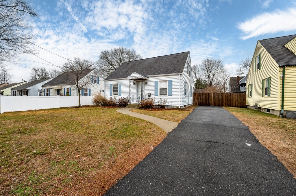 17 Campechi Street Springfield, MA 01104 - Photo 27 of 35 Gallery Image 27