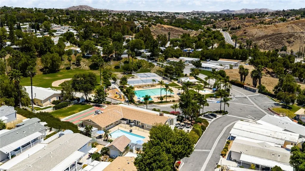 15181 Van Buren, Unit 74 Riverside, CA 92504 - Photo 4 of 42
