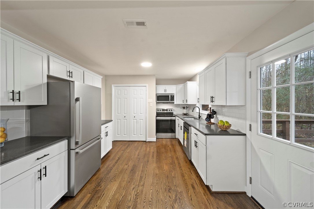 2529 Mountain View Road Powhatan, VA 23139 - Photo 11 of 41 Gallery Image 11