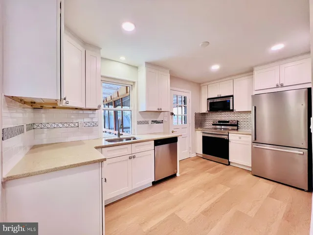 $429,000 | 1007 Quiet View Drive, Capitol Heights, MD 20743