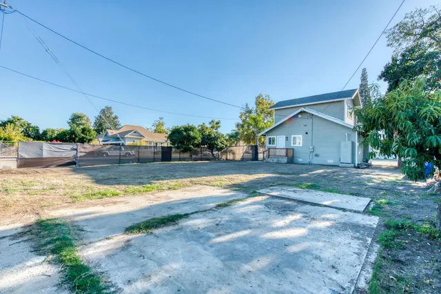 $350,000 | 2004 Wilson Street, Selma, CA 93662