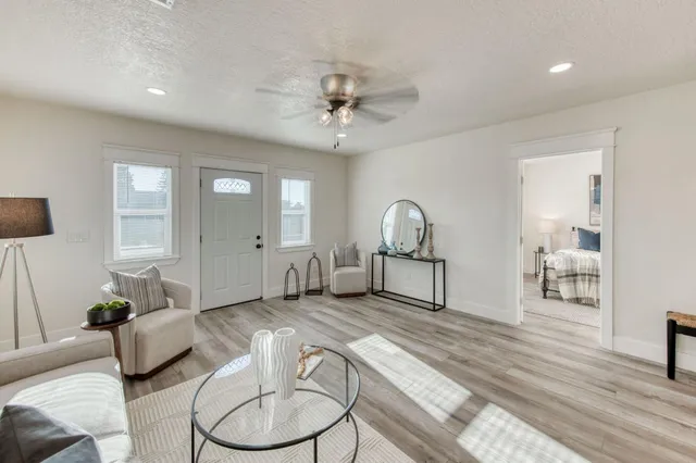 $350,000 | 2004 Wilson Street, Selma, CA 93662