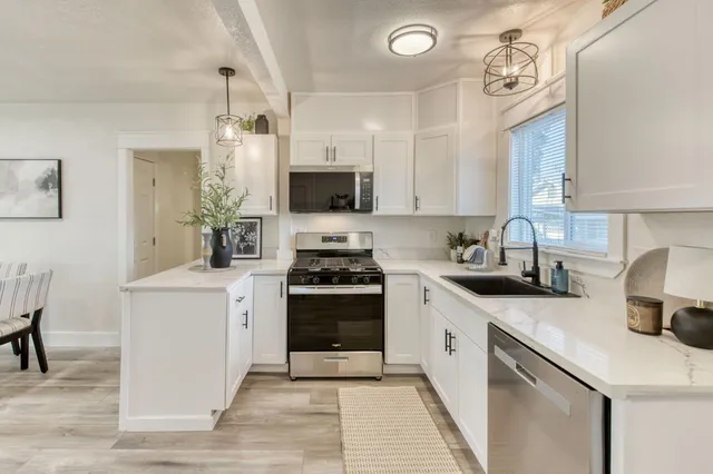 $350,000 | 2004 Wilson Street, Selma, CA 93662