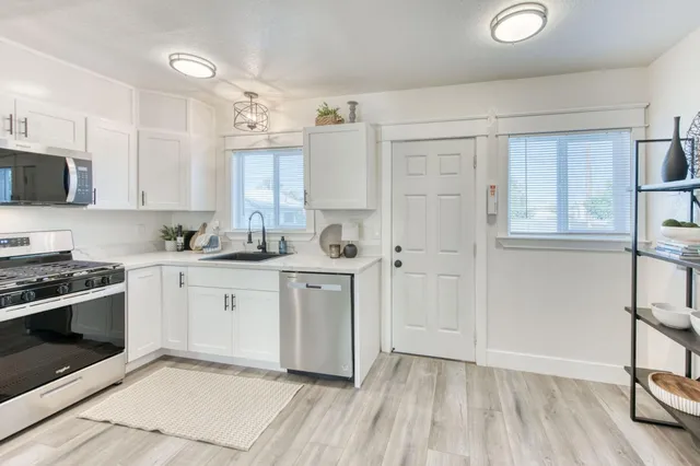 $350,000 | 2004 Wilson Street, Selma, CA 93662