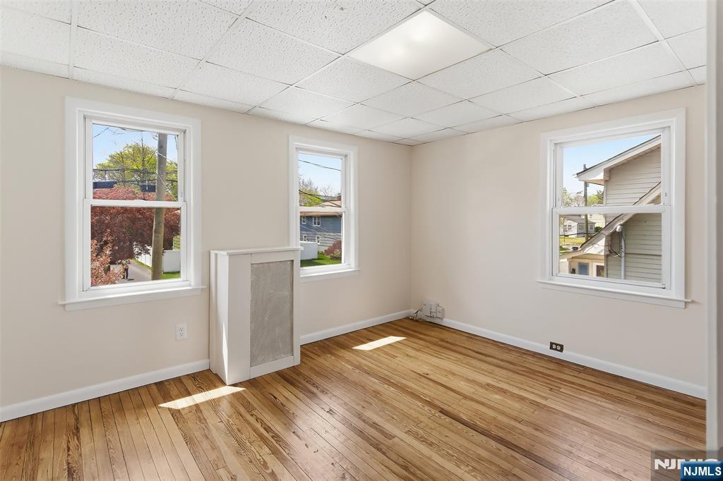 64 Davis Avenue Hackensack, NJ 07601 - Photo 24 of 33