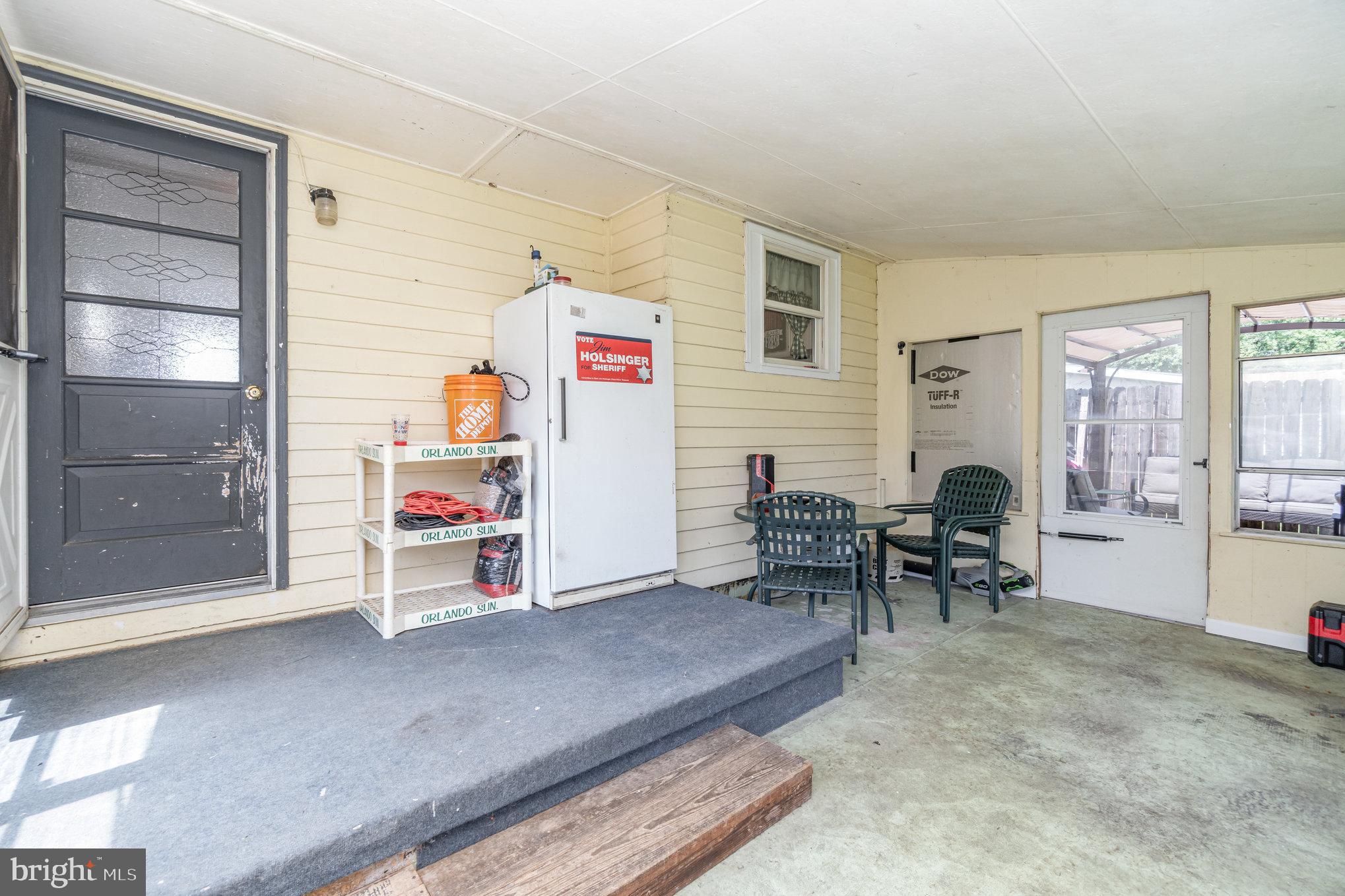 582 Loudon Road St. Thomas, PA 17252 - Photo 19 of 19 Closed in Porch