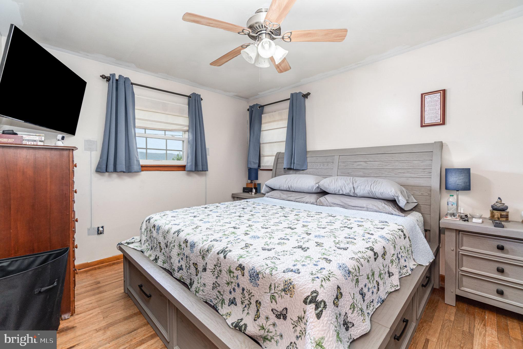 582 Loudon Road St. Thomas, PA 17252 - Photo 4 of 19 Primary Bedroom