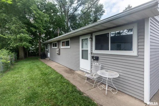 $179,900 | 1117 Ann Eliza Street, Pekin, IL 61554