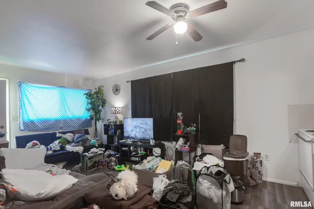 $179,900 | 1117 Ann Eliza Street, Pekin, IL 61554