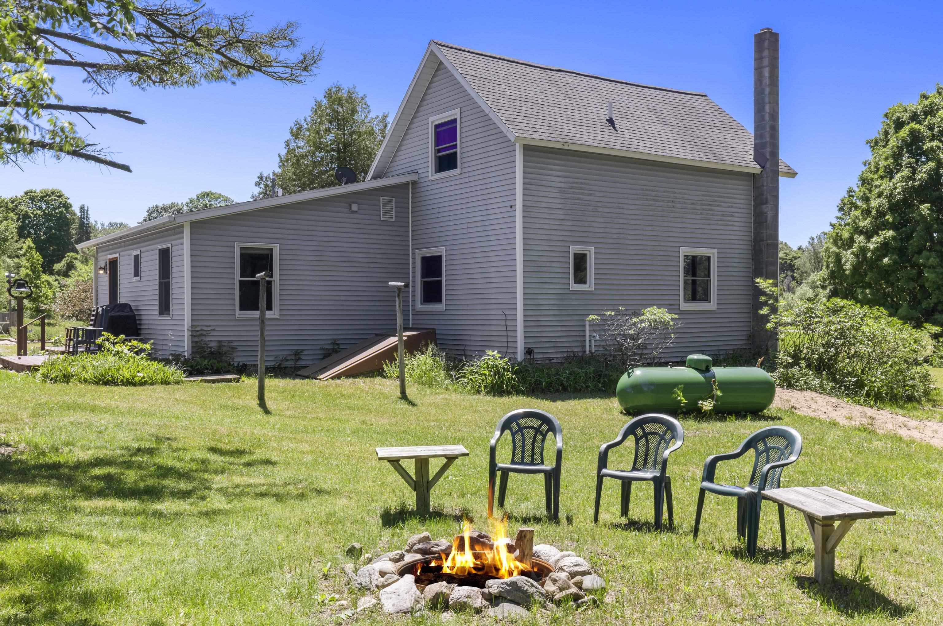 2389 Paul Rose Road Frankfort, MI 49635 - Photo 6 of 57