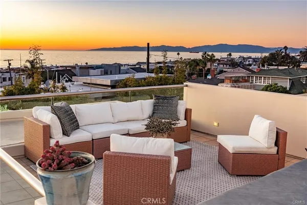 $25,000 | 2242 Circle Hermosa Beach, Hermosa Beach, CA 90254