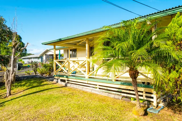 a view of an indoor swimming pool