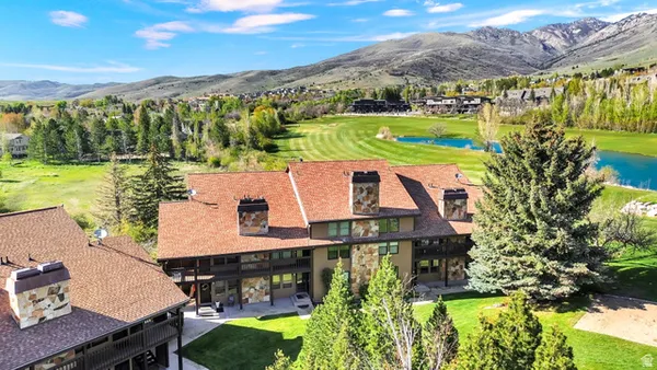 $385,000 | 3615 North Wolf Creek Drive, Unit 402, Eden, UT 84310