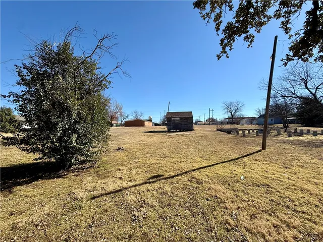 $70,000 | 221 Williams Street, Marlin, TX 76661