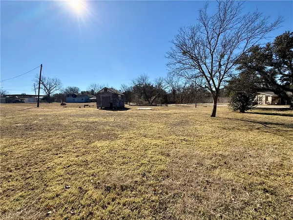 $70,000 | 221 Williams Street, Marlin, TX 76661