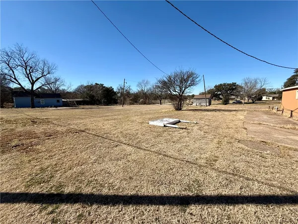 $70,000 | 221 Williams Street, Marlin, TX 76661
