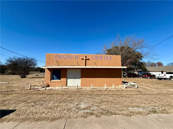 $70,000 | 221 Williams Street, Marlin, TX 76661