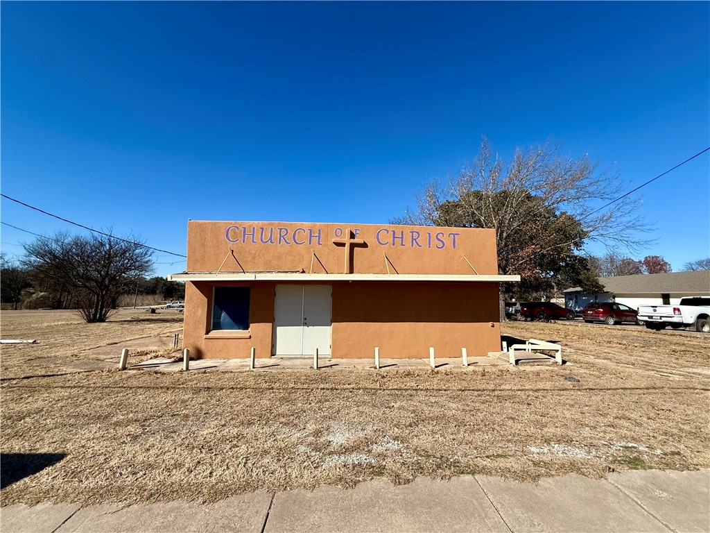 221 Williams Street Marlin, TX 76661 - Photo 4 of 16