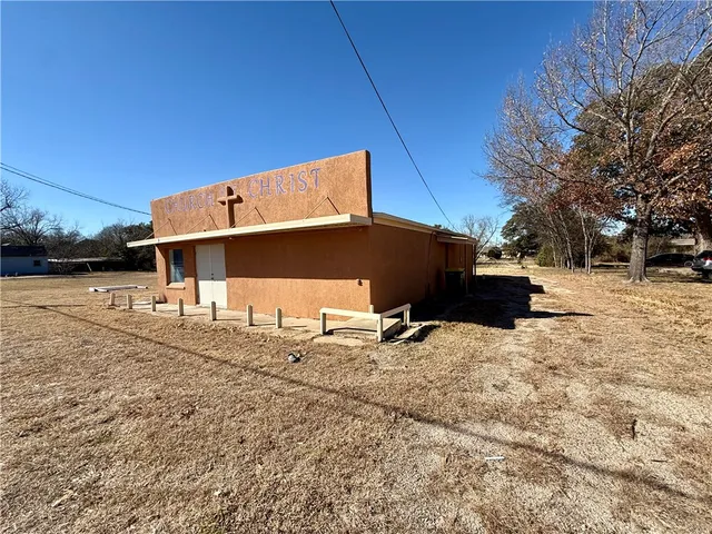 $70,000 | 221 Williams Street, Marlin, TX 76661