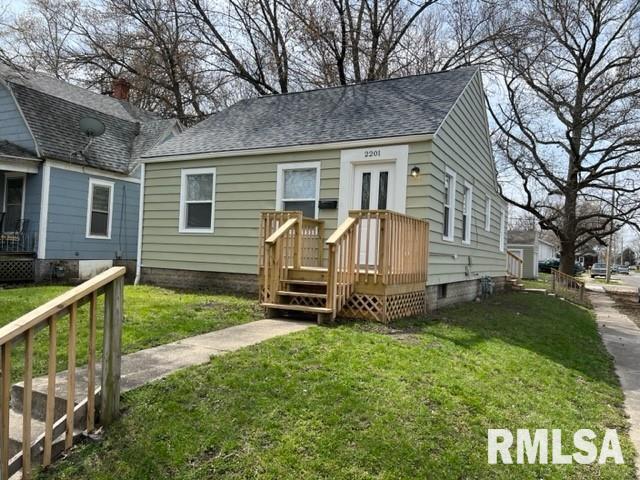 2201 South 12th Street Springfield, IL 62703 - Photo 1 of 20