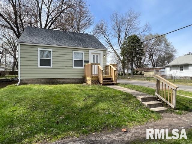 2201 South 12th Street Springfield, IL 62703 - Photo 2 of 20