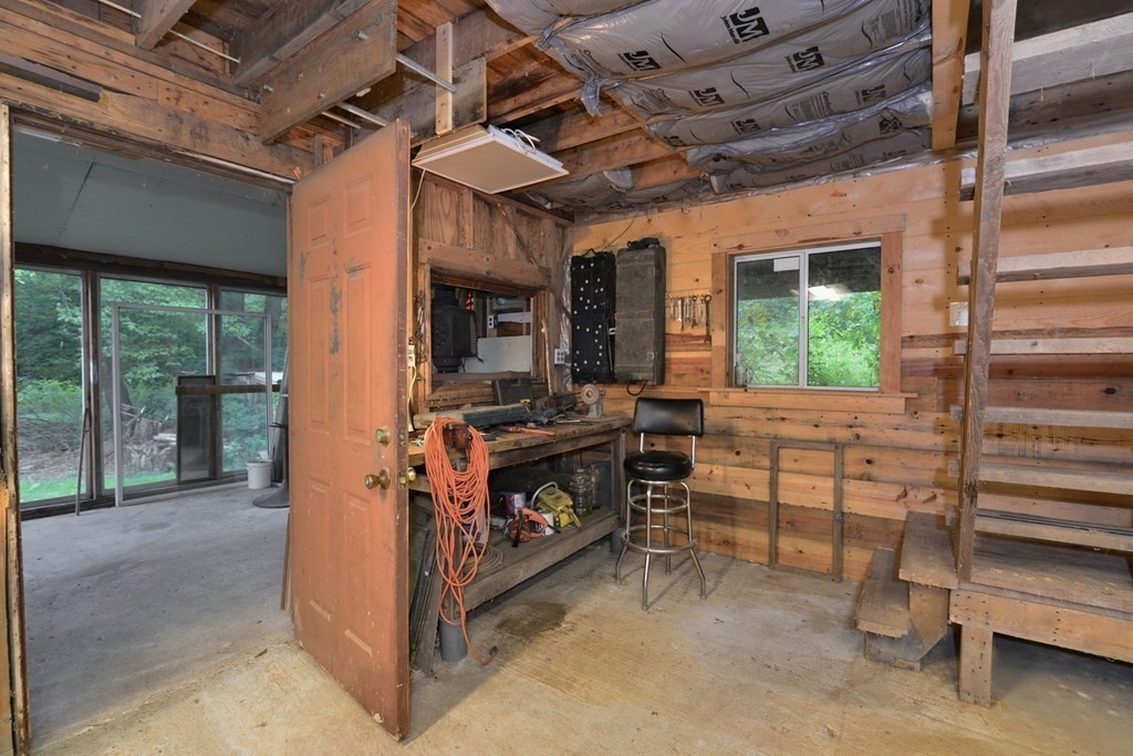 59 Main Road Westport, MA 02790 - Photo 19 of 26 Gallery Image 19