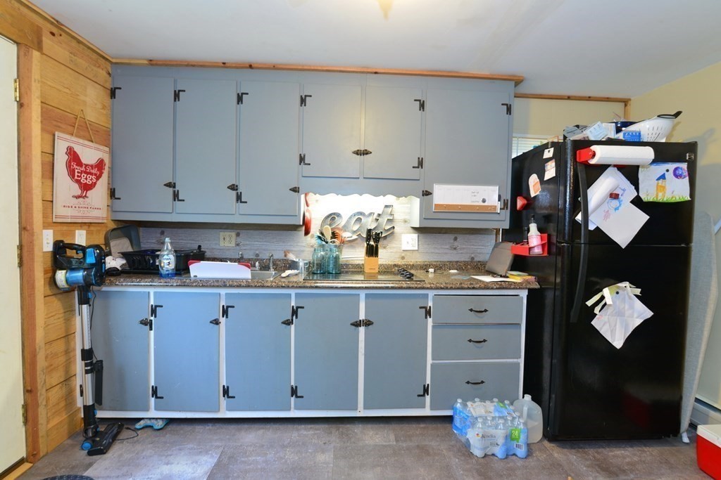 59 Main Road Westport, MA 02790 - Photo 7 of 26 Gallery Image 7