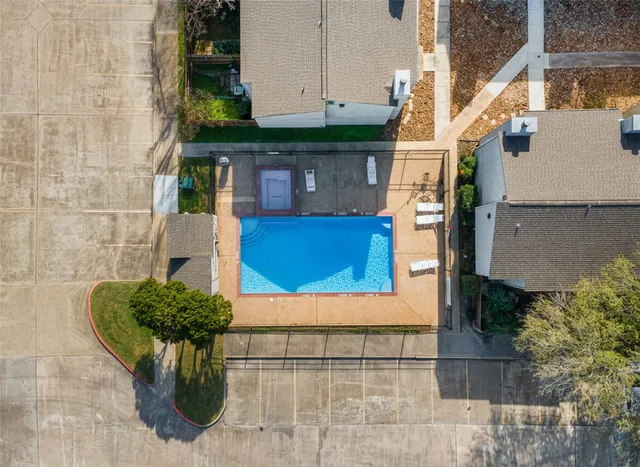 $159,900 | 1902 Dartmouth Street, Unit L4, College Station, TX 77840