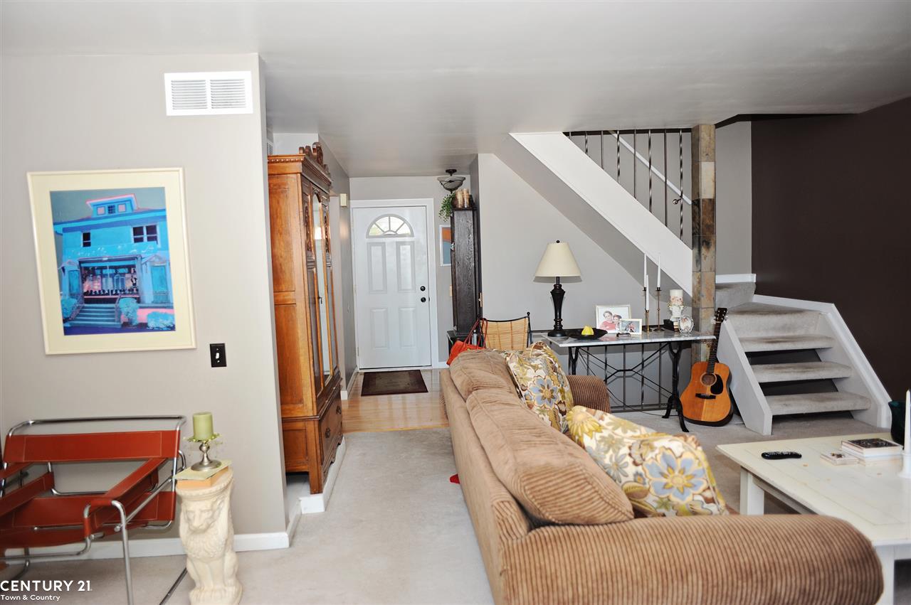 370 Willow Grove Lane Rochester Hills, MI 48307 - Photo 5 of 46