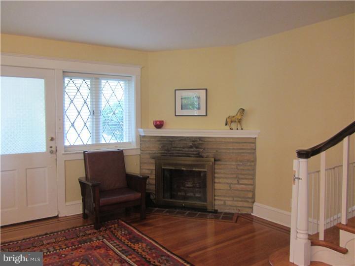 306 Wellesley Road Philadelphia, PA 19119 - Photo 4 of 19 Gallery Image 4