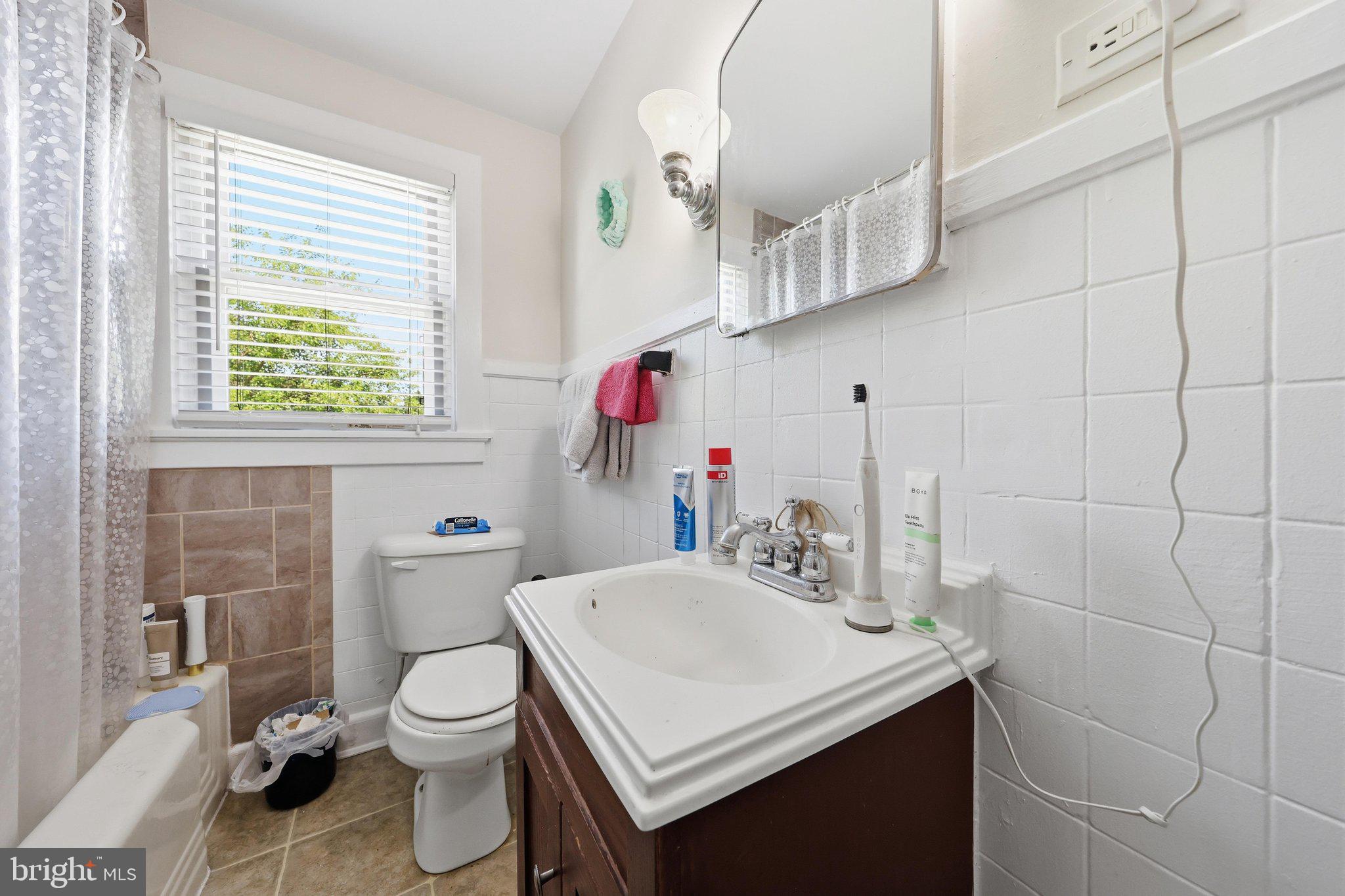 624 Military Road Frederick, MD 21702 - Photo 43 of 53 Hall Bathroom