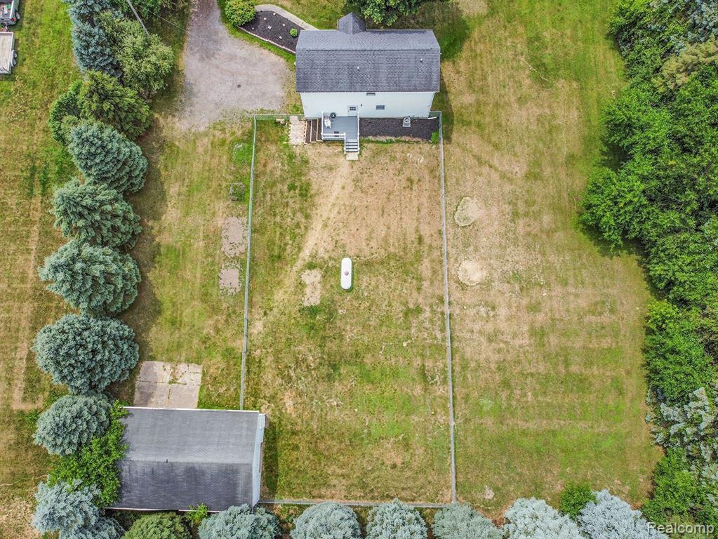 999 Tyrrell Road Bancroft, MI 48414 - Photo 21 of 29